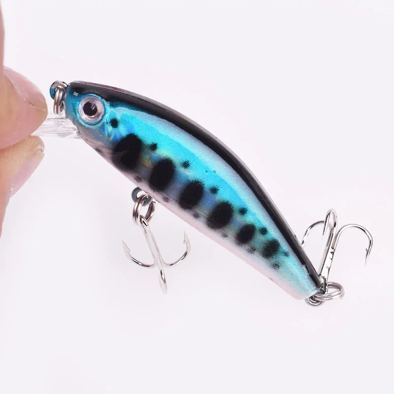 Señuelos de pesca de pececillo hundido, 5,5 cm, 6g, Wobblers de invierno, cebo duro Artificial para lubina con anzuelos, aparejos de pesca Crankbait, 1 ud. - imagen 4