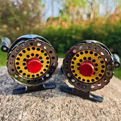 Carrete de pesca de hielo/balsa para intercambio de mano derecha/izquierda, arrastre máximo de 5KG con sistema de frenado magnético, relación de engranaje de alta velocidad 3,6: 1 para todas las aguas