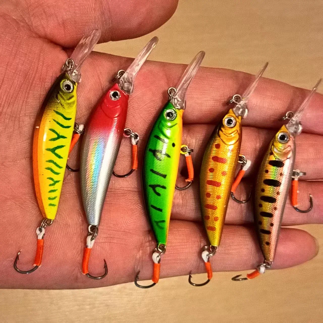 1 Uds. Cebo falso de lengua larga sumergido Little Mino para pesca en el mar cebo de pez de simulación Universal de agua dulce - imagen 2