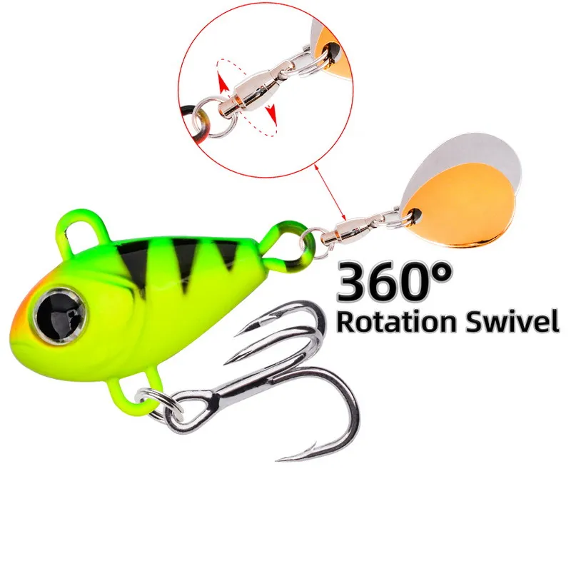 Detalle de ojo 3D y anzuelo triple