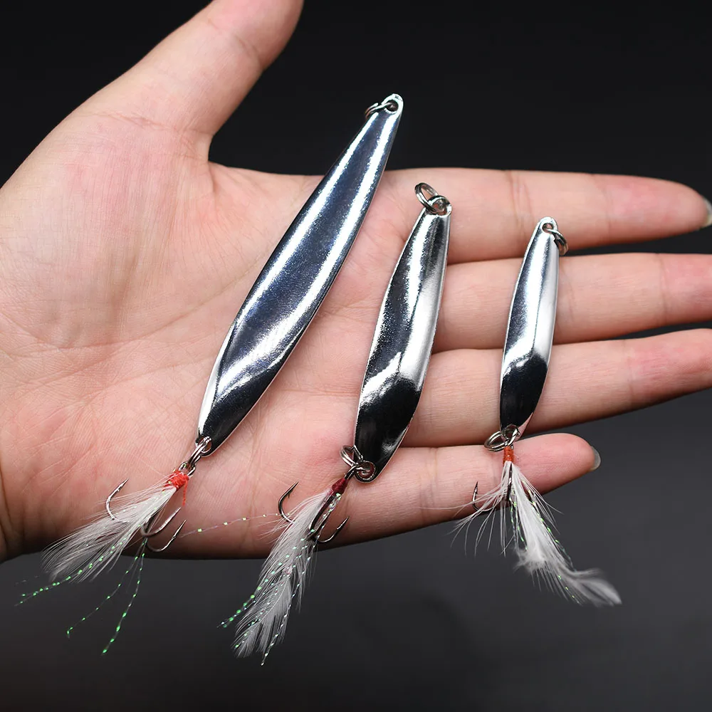 Señuelo tipo cuchara de pesca con lentejuelas plateadas y Metal, cebos duros con anzuelo de plumas, señuelos de mar para lubina, Spinner, juegos de aparejos de pesca, 16 Uds. - imagen 4
