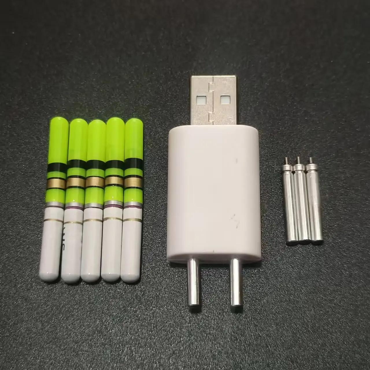 5 uds palos de luz con cargador de batería recargable CR322 lámpara LED impermeable Lightstick accesorio de flotador de pesca nocturna J548