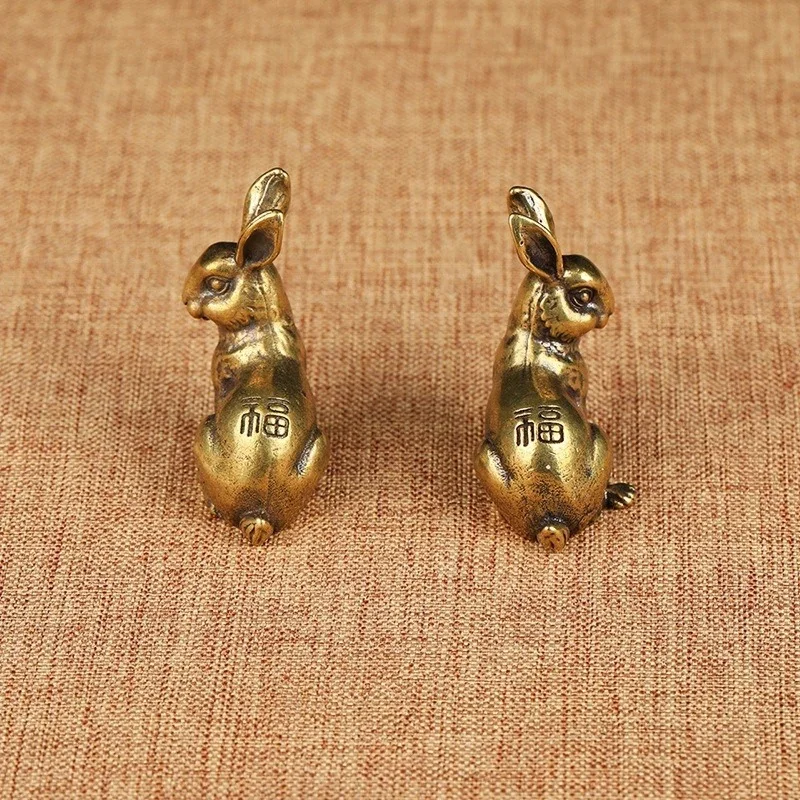 Adornos de estatua de conejo de la suerte del zodiaco de cobre antiguo, estatuilla en miniatura de Animal de latón macizo Vintage, decoración de escritorio de Mascota de té, 1 par - imagen 2