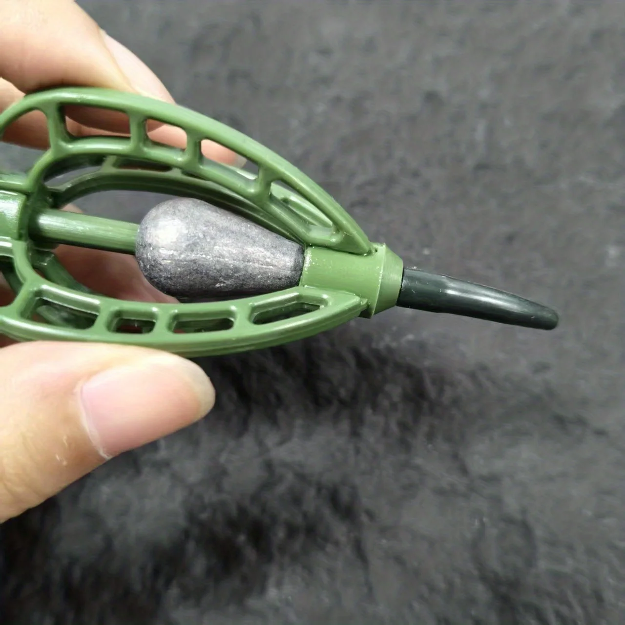 Alimentador de pesca europeo de 20G/30G/40G, plomo ponderado con dispensador de cebo, sistema de alimentación antienganches de fundición larga, 1 ud. - imagen 4