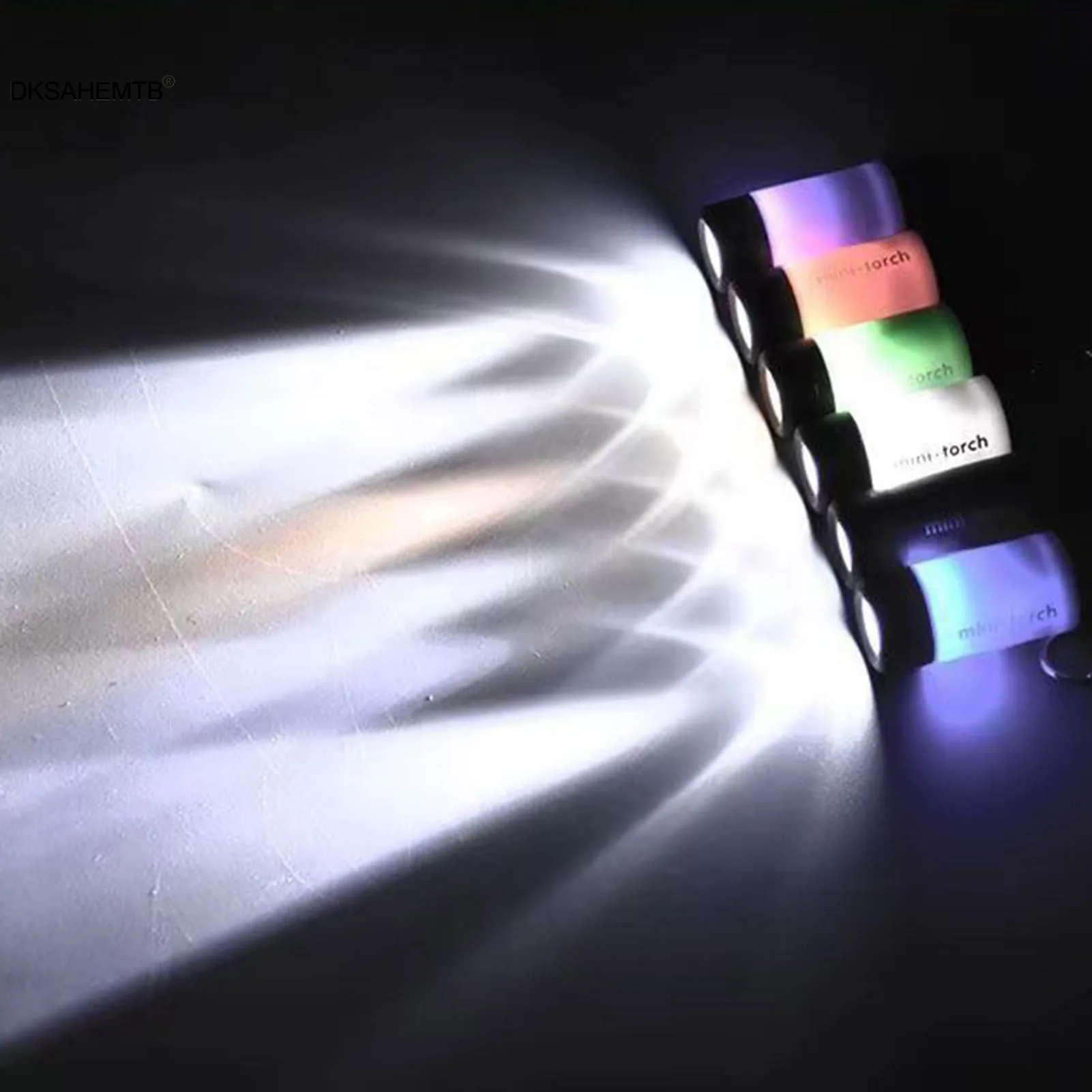 Mini linterna Led portátil recargable por USB, llavero de bolsillo, linterna impermeable para exteriores, senderismo, Camping - imagen 5