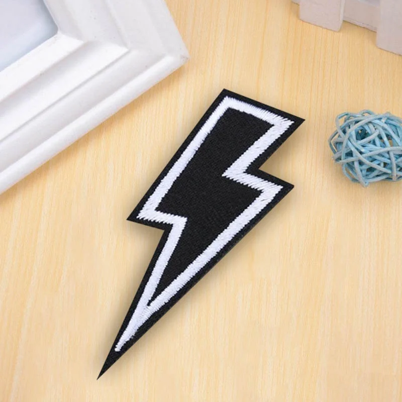 Parche bordado con logotipo de relámpago, parches para planchar para ropa, ropa Punk, parches de hierro, 2 uds. - imagen 2