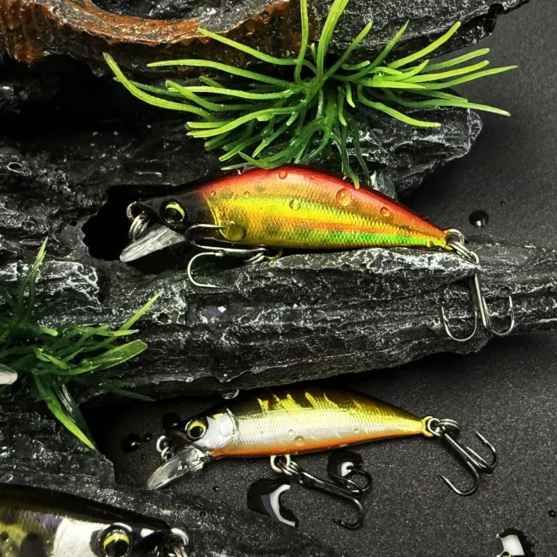 ALASICKA 1 Uds Mini pececillo hundido 4,5 cm/4,1g trucha lubina cebos duros artificiales de plástico Wobbler para Lucio Pesca equipo de Pesca - imagen 4