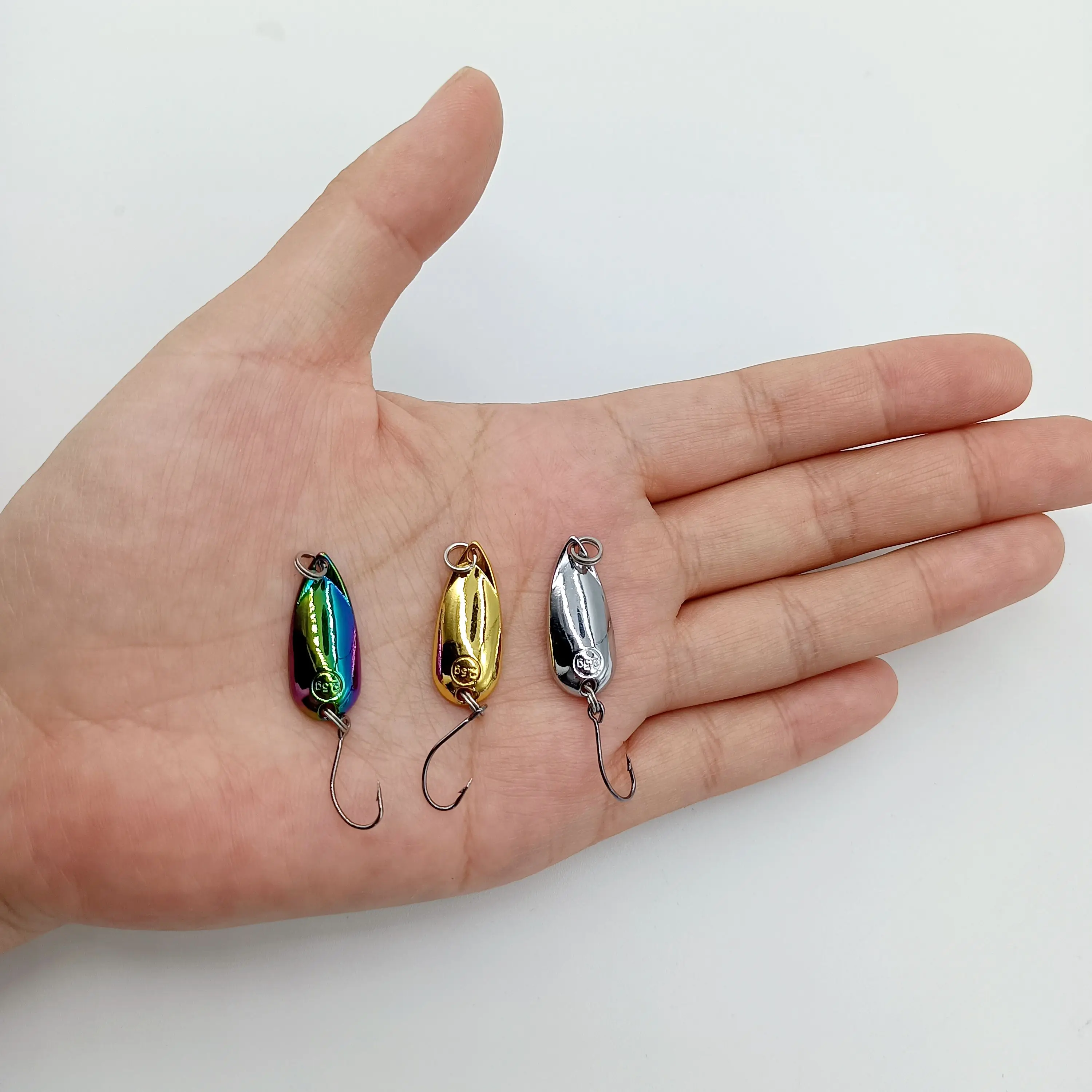 DUODUOYU 1 Uds Mini señuelo de pesca de Metal 2,5g/3,5g/5g señuelo de cuchara pequeña Wobbler Spinner cebo Artificial aparejos de pesca de lubina - imagen 3