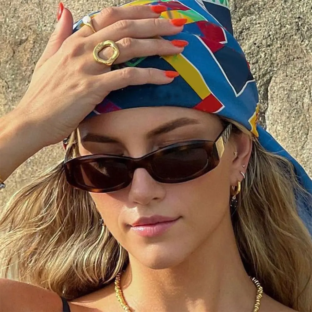 Gafas de sol ovaladas con montura pequeña para hombre y mujer, lentes de sol únicas a la moda, protección UV400, rectangulares, 2024 - imagen 2