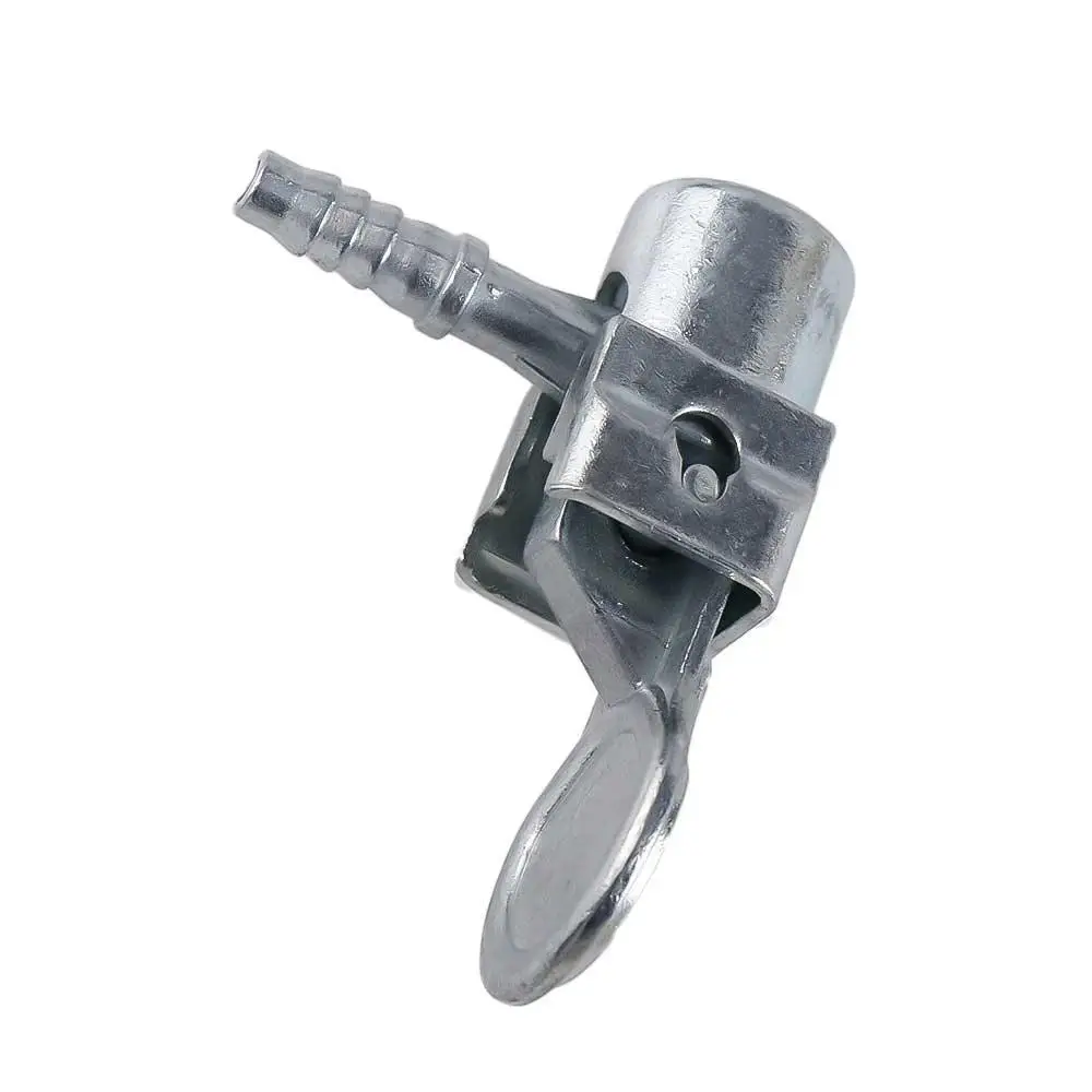 Una válvula metálica con una conexión de manguera ideal para controlar el flujo de fluido en varias aplicaciones