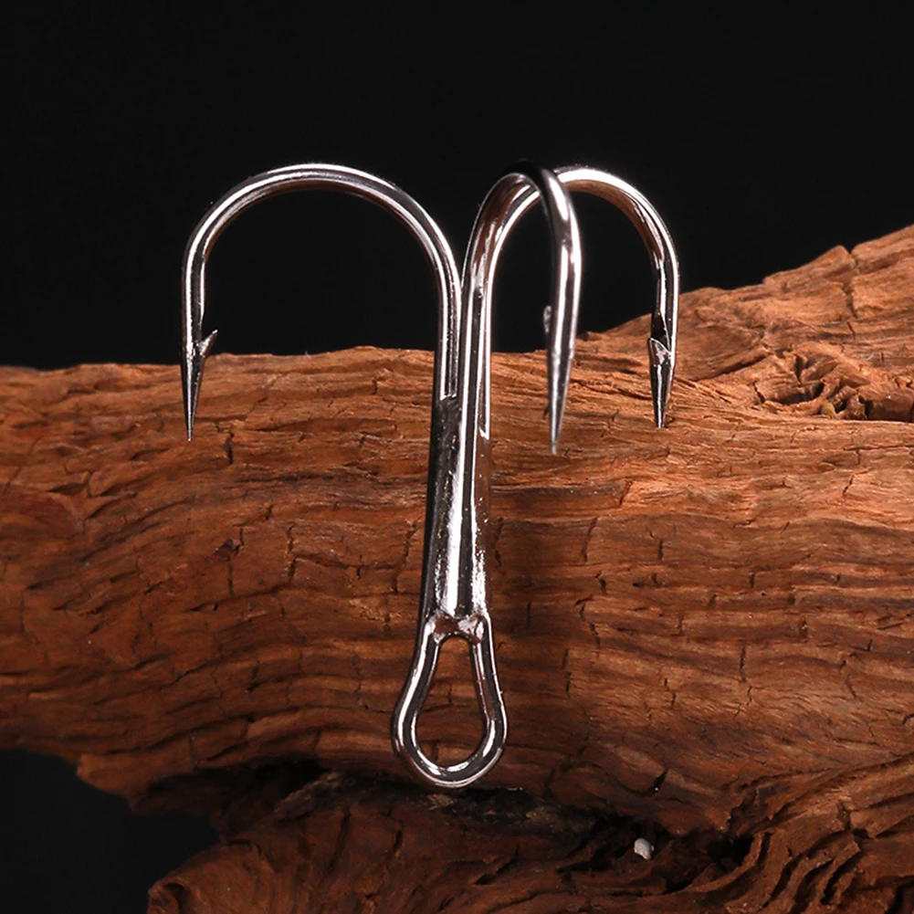 Anzuelos triples de pesca, Material de acero al carbono, agudos negros, púas, lubina de agua salada con caja de almacenamiento, 50 piezas, 2-10 # - imagen 4