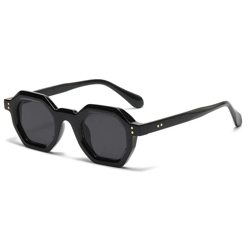 Gafas de sol cuadradas poligonales Vintage para mujer, gafas de sol pequeñas con remaches para exteriores, protección UV400, gafas deportivas Unisex
