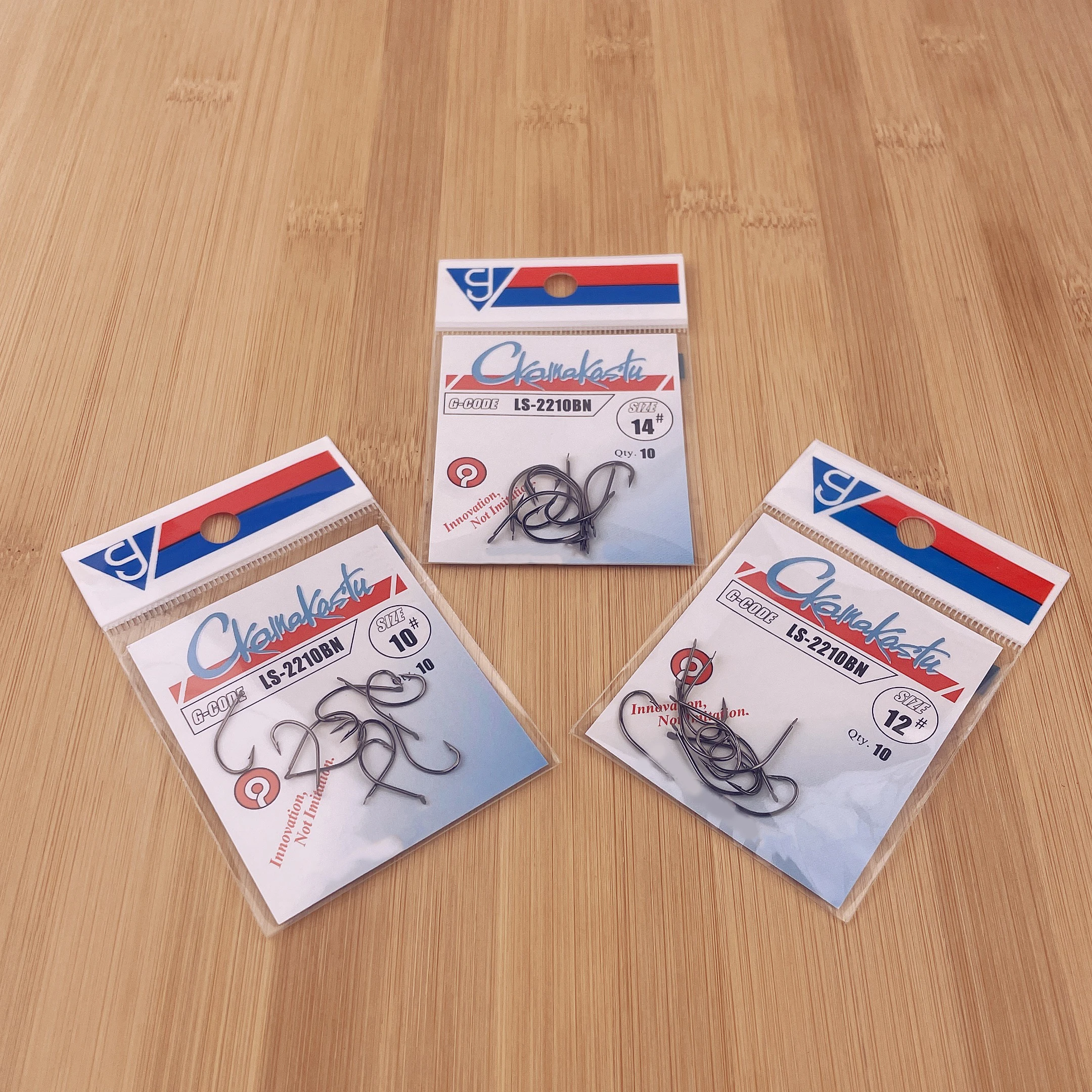 20 piezas 2210 anzuelos de pesca negros, anzuelo con cabeza de anzuelo de agua salada, accesorios de equipo de pesca, anzuelo de carpa para anzuelos de asistencia para peces, mar y Japón