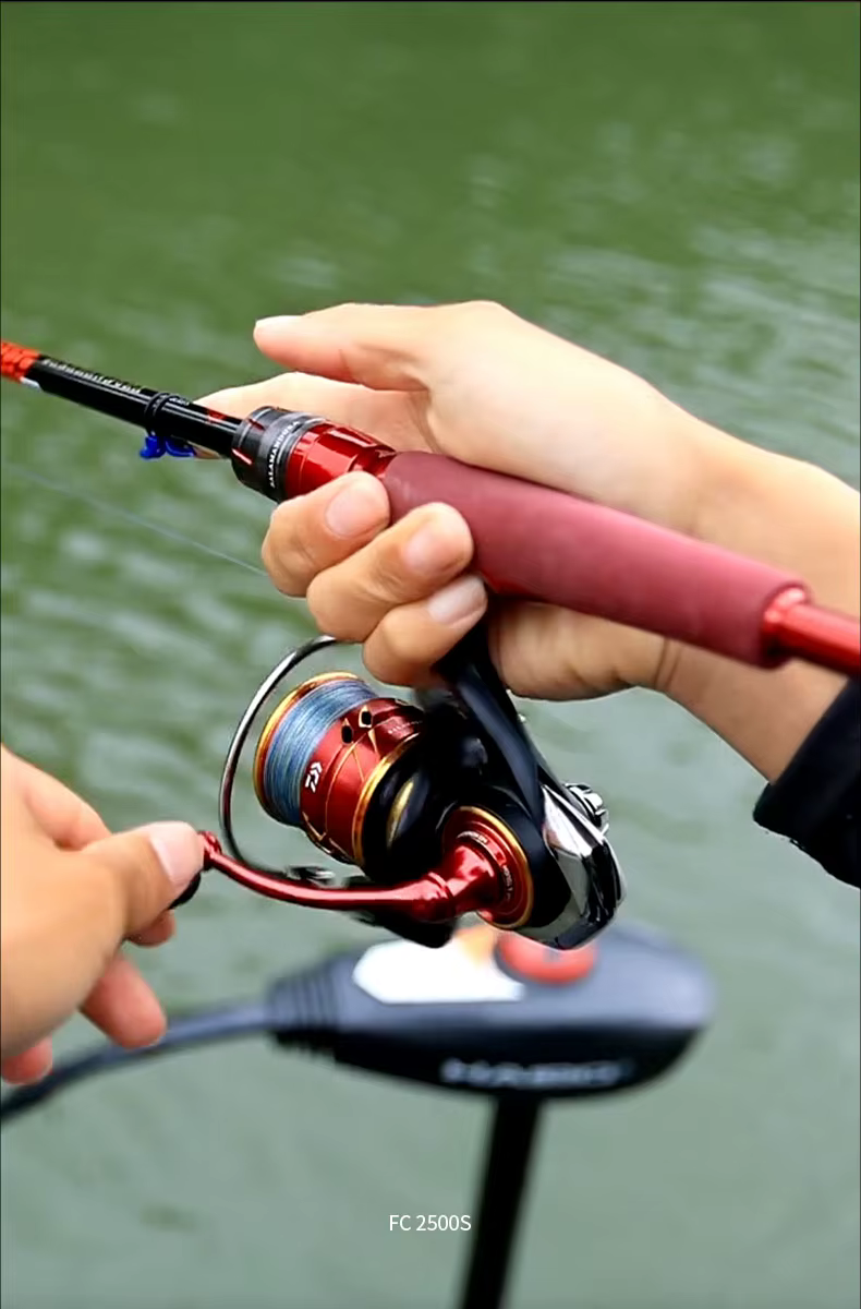 Daiwa Salamandura FC LT – Carrete spinning ligero para pesca de mar - imagen 5