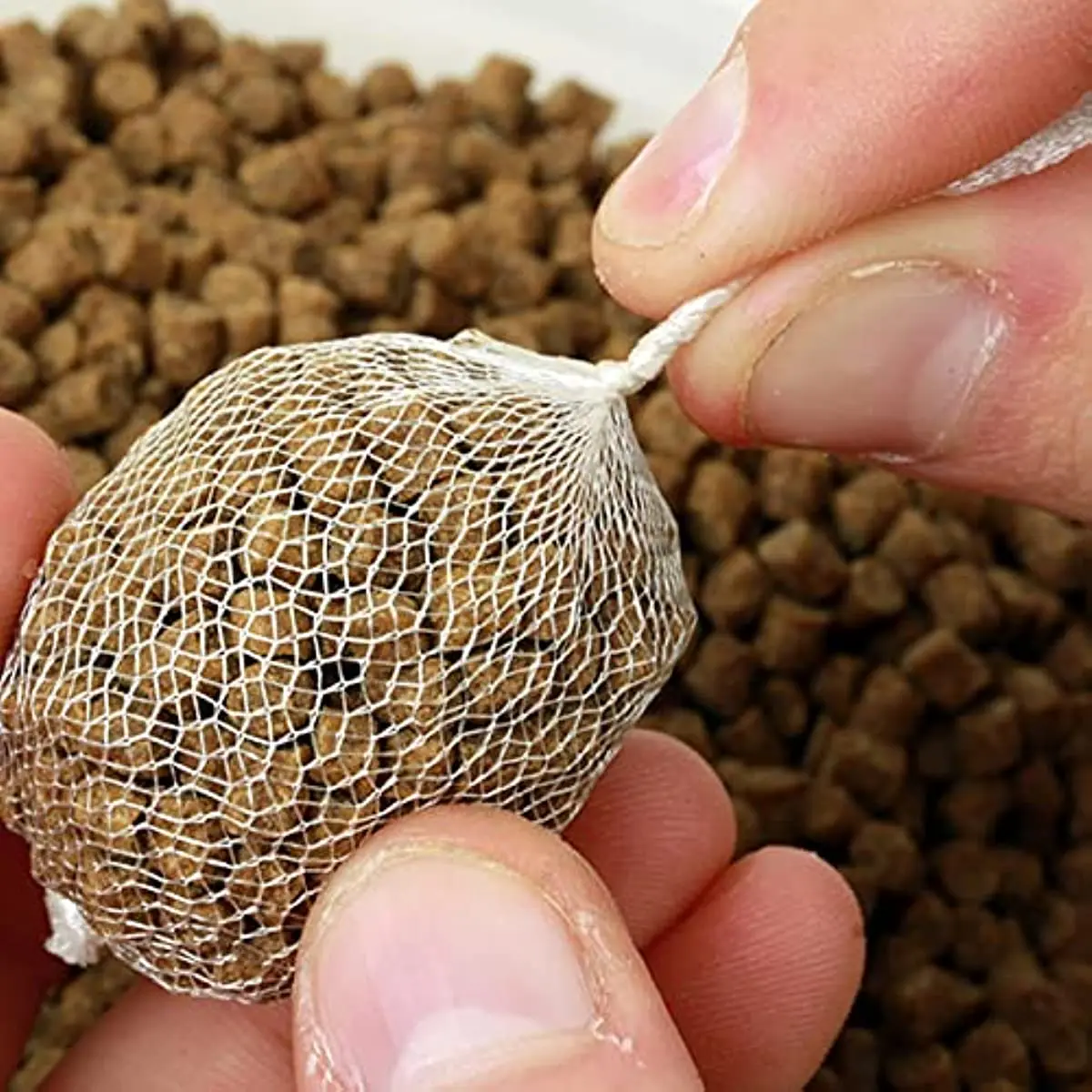 Comederos de pesca de 5M, bolsas de PVA, redes de disolución de agua, aparejo de pelo de pesca de carpa, cebo de recarga, malla de PVA, aparejos de accesorios, 2 paquetes - imagen 3