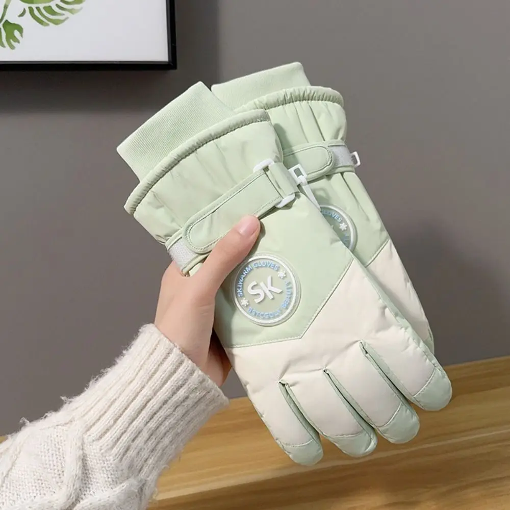 Equipo de ciclismo, guantes de esquí con pantalla táctil, guantes cálidos de felpa gruesa para invierno, bonitos guantes impermeables para motocicleta para mujer - imagen 3