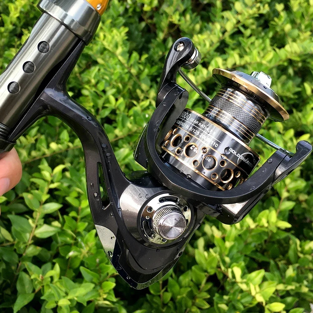 Experimente la emoción de la pesca con este carrete de alto rendimiento
