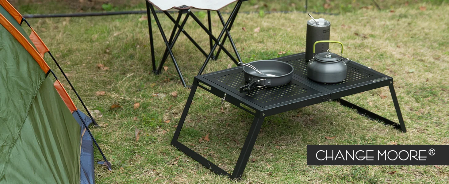 Mesa de camping en uso