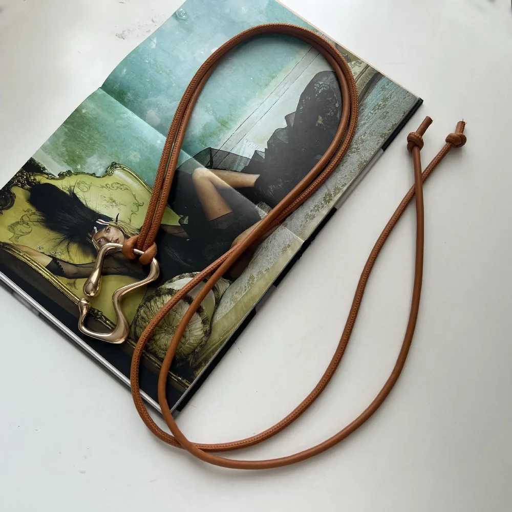 Cinturón fino de cuero PU para mujer, cinturón largo con hebilla dorada, abrigo, pretina, cuerda anudada, cadena de cintura, correas negras - imagen 4