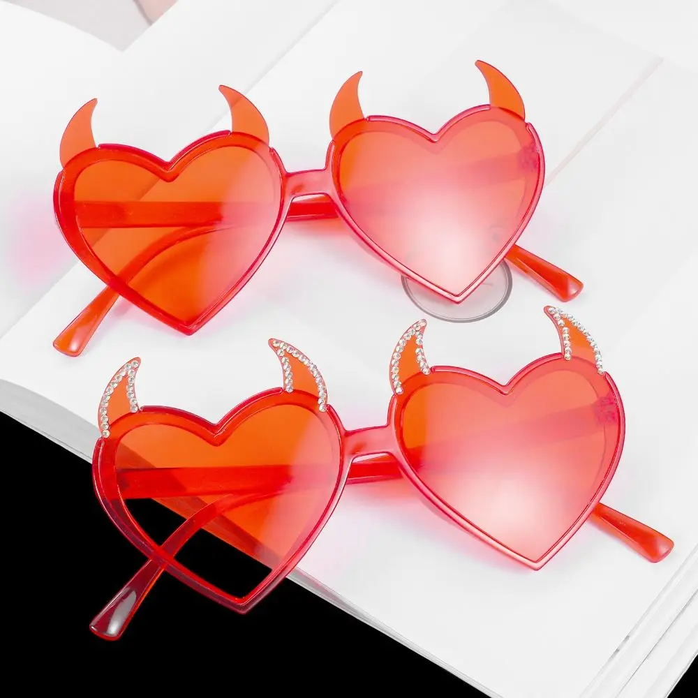Gafas de sol de cuerno de roca para hombre y mujer, lentes de sol con forma de corazón, oreja de Diablo, decoración de Halloween, protección UV, Cosplay - imagen 3