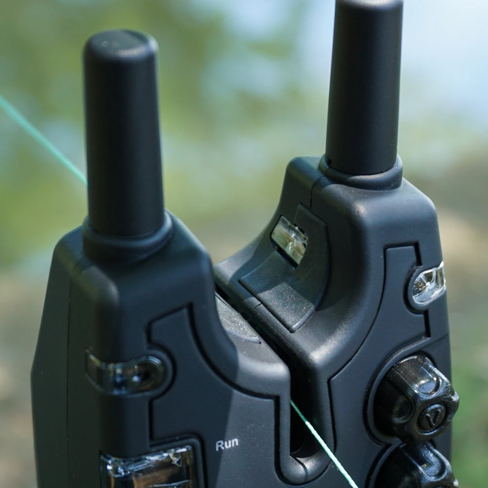 Hirisi alarmas de mordedura de pesca de carpa e intermitentes LED con 4 cabezales de plástico, indicadores de mordida, accesorios de pesca - imagen 5