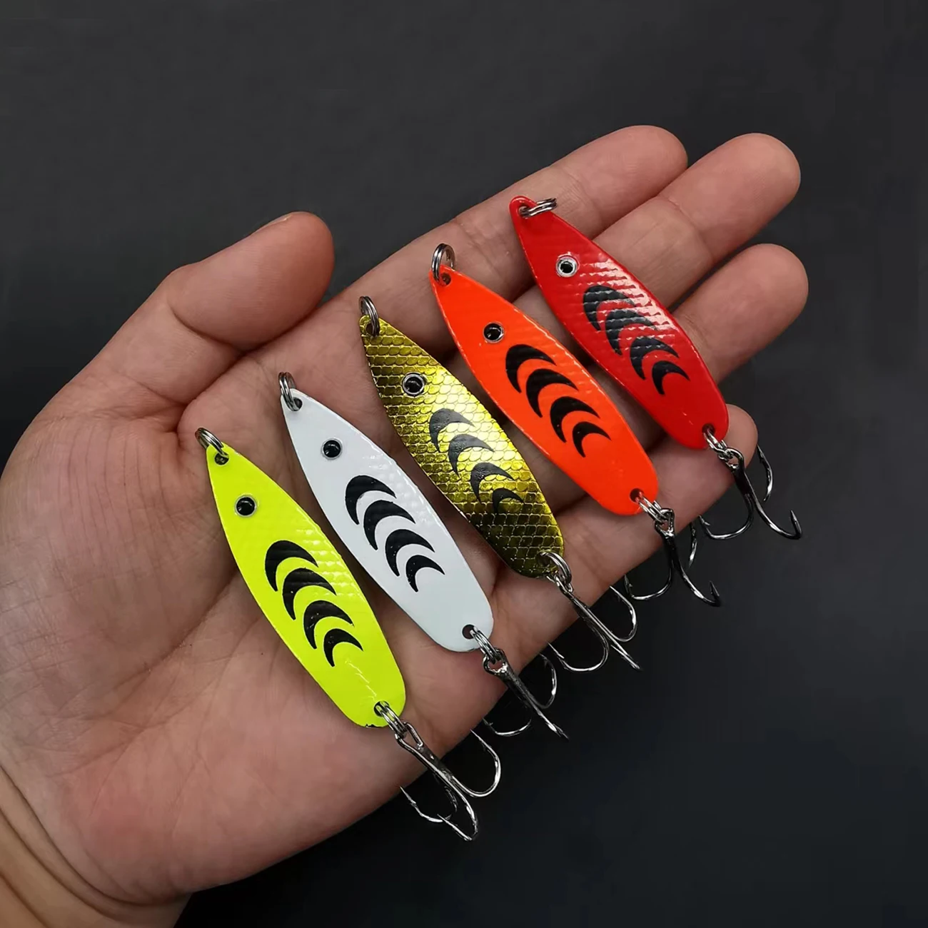 ANFS 5 señuelos de pesca con cuchara para trucha con caja giratoria cebos artificiales para agua dulce y salada - imagen 4