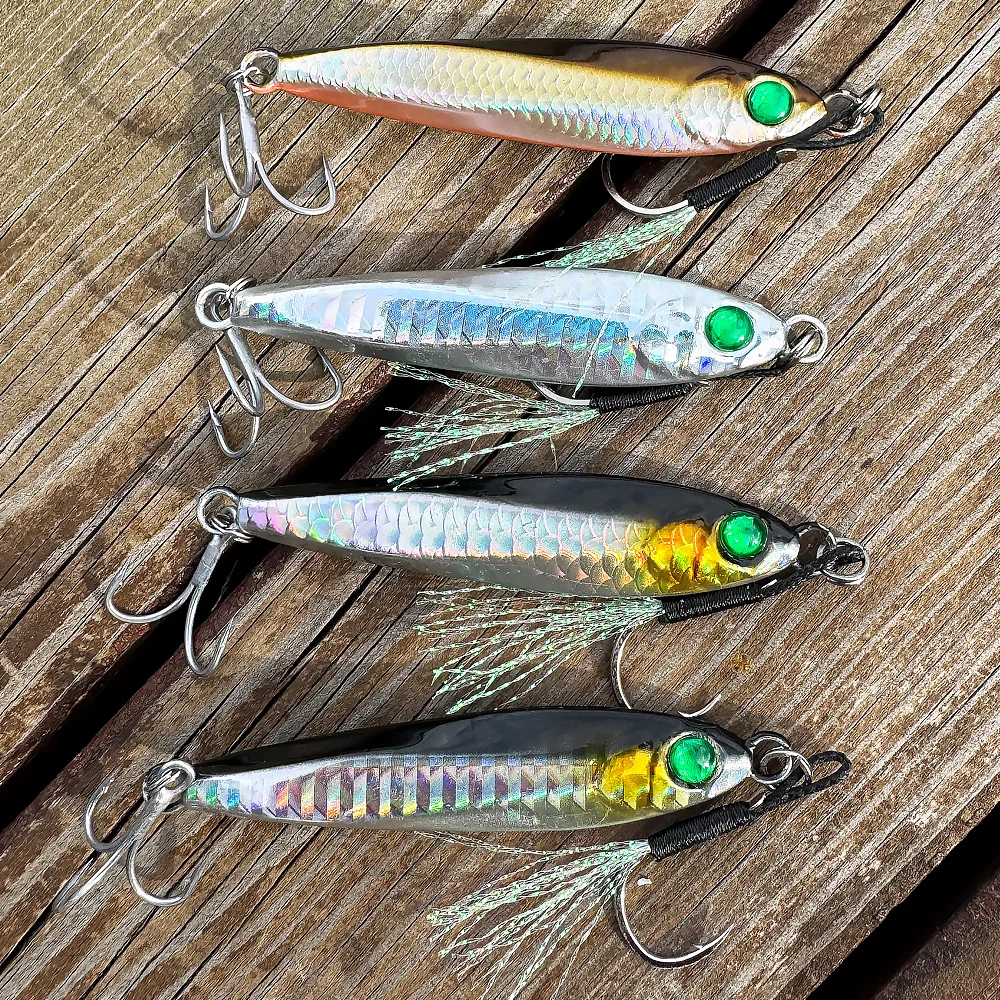 Spinner Popper metálico – Señuelo de arrastre con plumas y triples - imagen 5