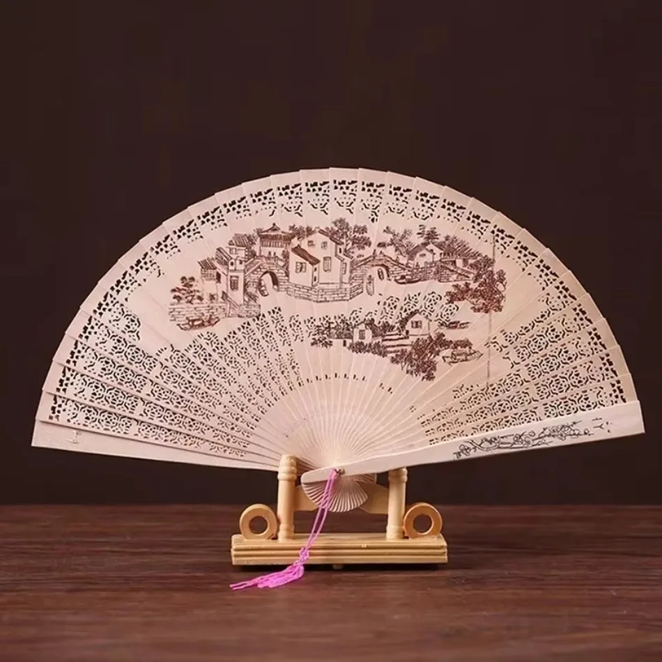 1 Uds nueva caja de regalo abanico de madera fragante tallado abanico plegable hueco de doble cara estilo chino abanico artístico clásico para mujeres - imagen 4