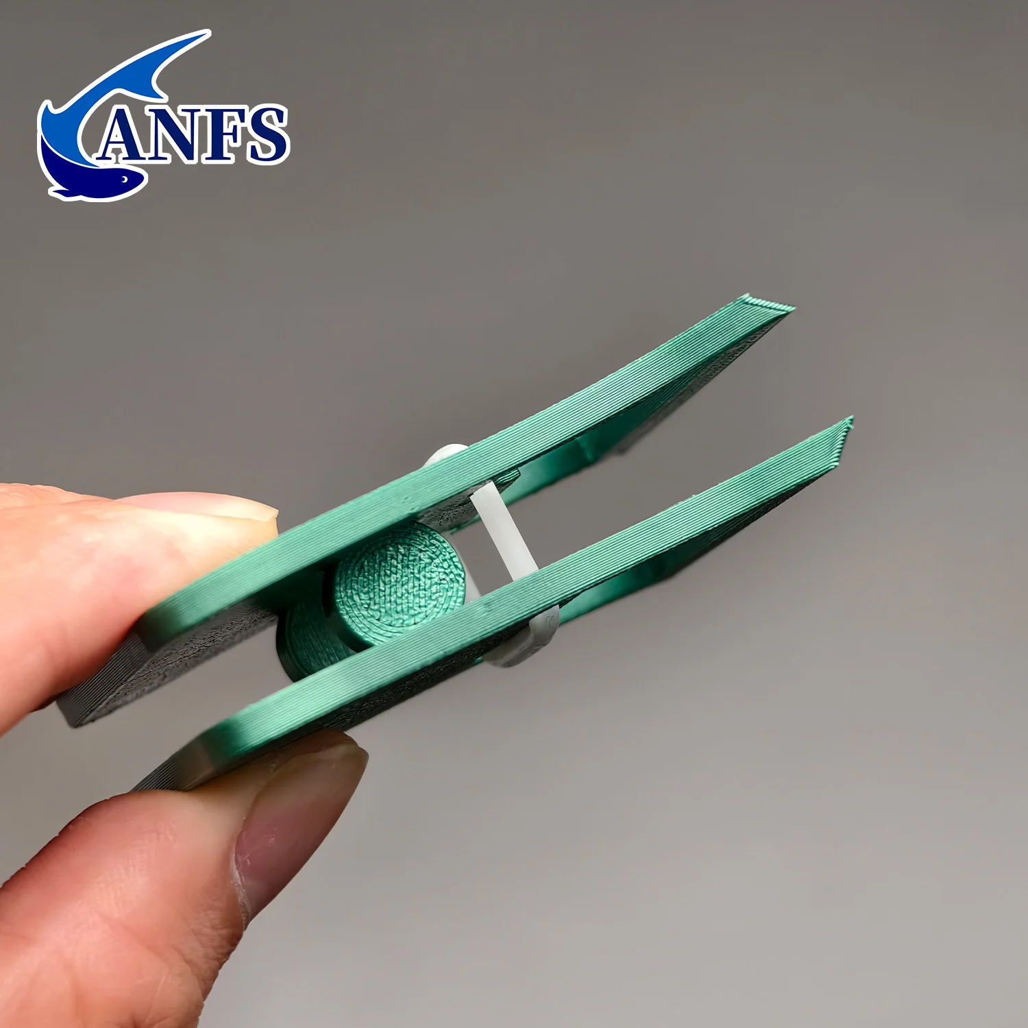 ANFS Kit para montaje de moscas con pinzas y plumas CDC - imagen 5