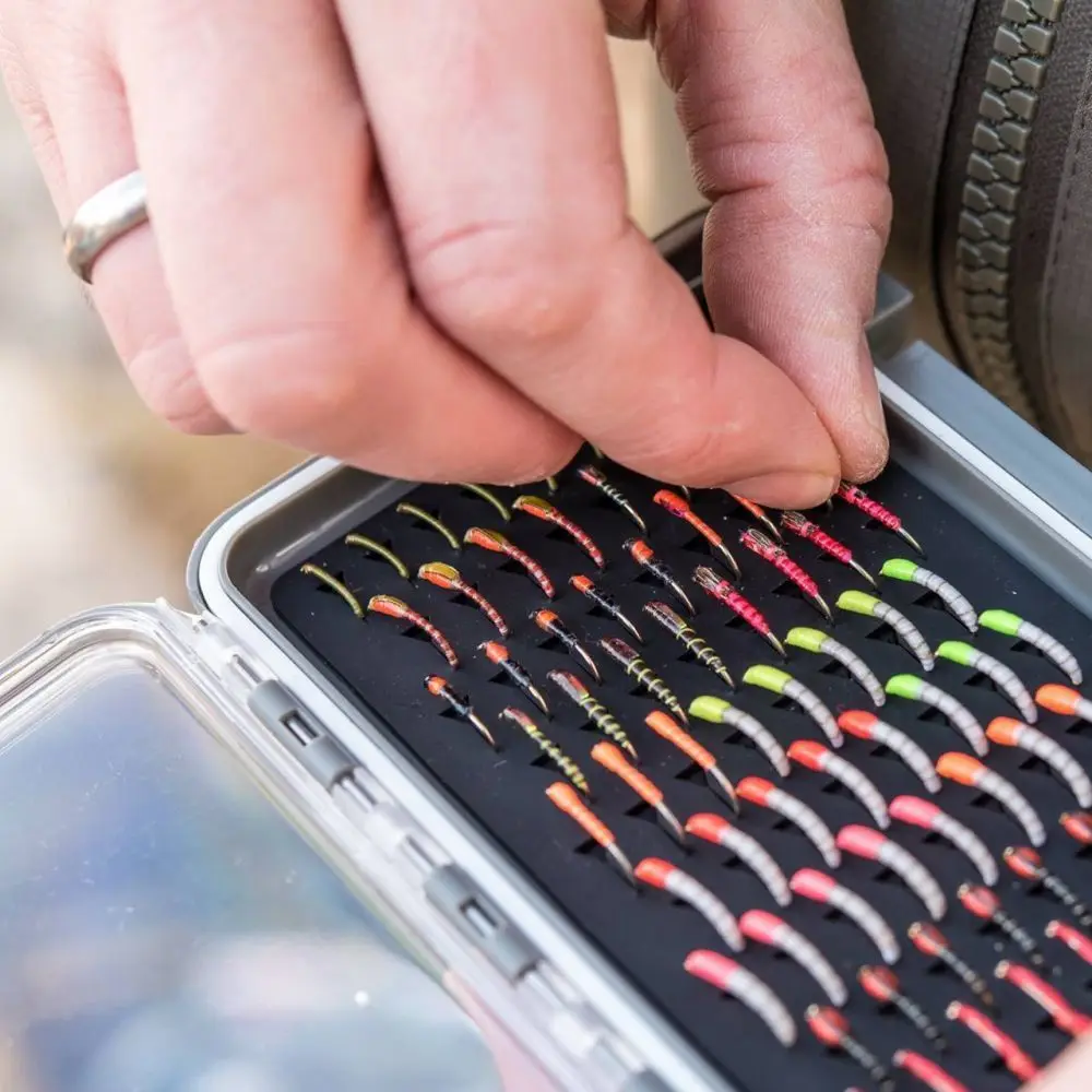Anzuelos de pesca con mosca de acero de alto carbono, 50 piezas, 12 # ~ 22 #, gambas Caddis Pupa Streamer, anzuelos para atar moscas, escamas de pescado - imagen 3