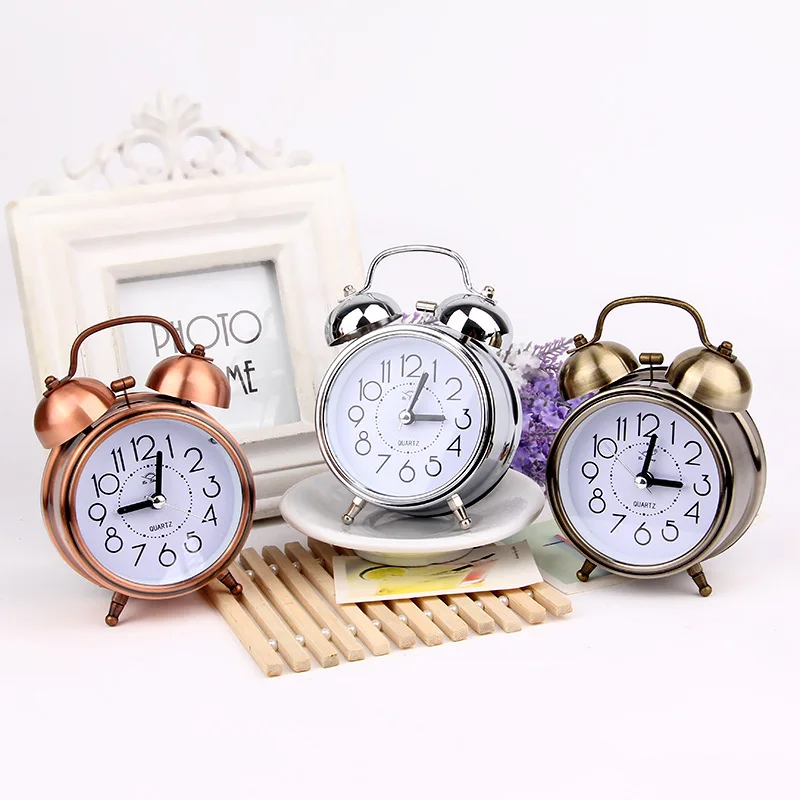 Reloj despertador Vintage Retro con puntero silencioso, número redondo, doble campana, despertador fuerte, luz nocturna para mesita de noche, decoraciones para el hogar - imagen 2