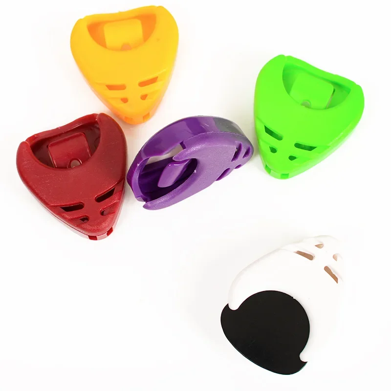 Venta al por mayor, 2 uds., estuche protector para púas de guitarra, estuche para púas, mediador, almacenamiento rápido, accesorios para herramientas de guitarra, funda soporte para púas