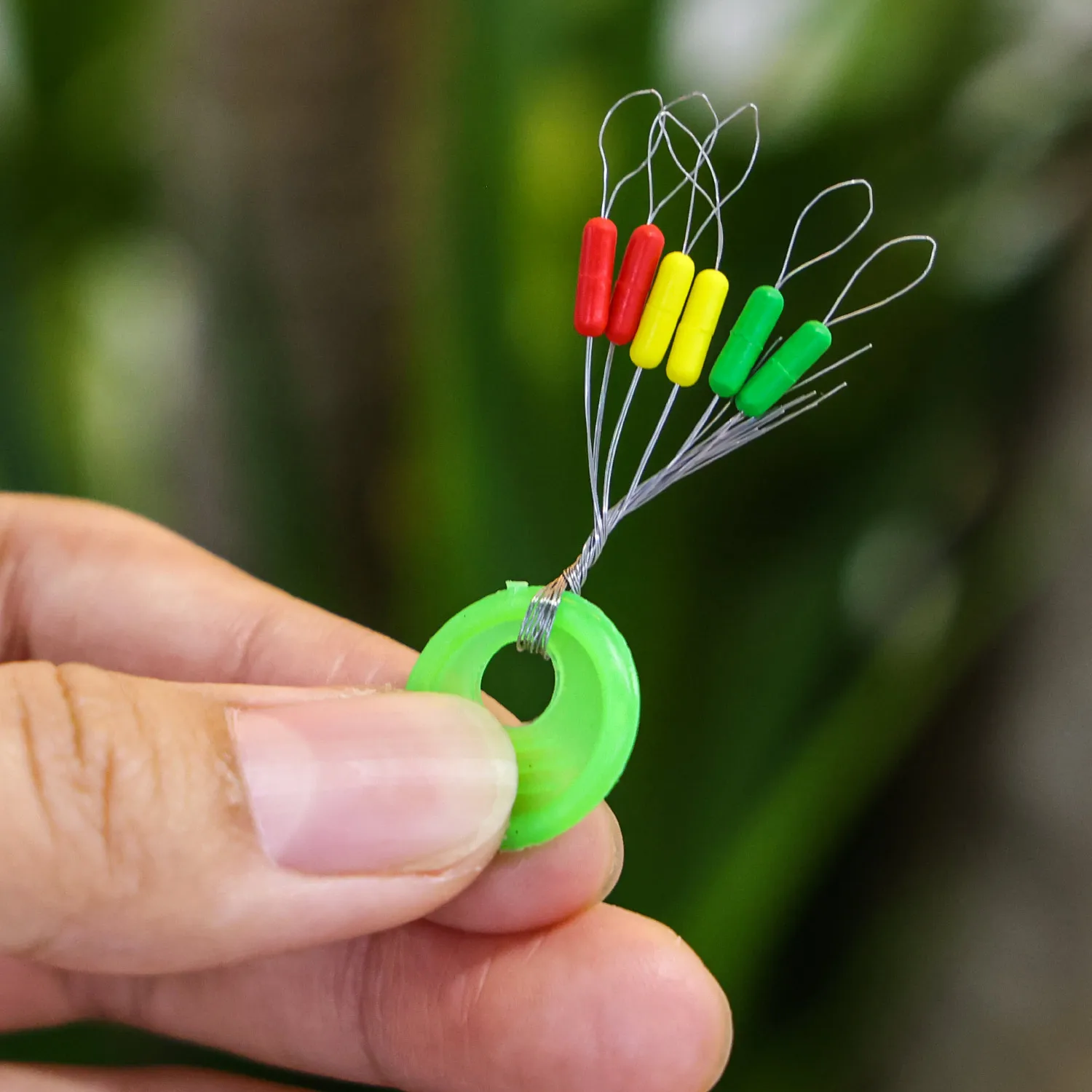 Sougayilang 100/600 piezas de goma de pesca cilíndrica, flotador de pesca de frijol espacial colorido, corcho de pesca, 6 uds./grupo de frijoles flotantes de pesca - imagen 5