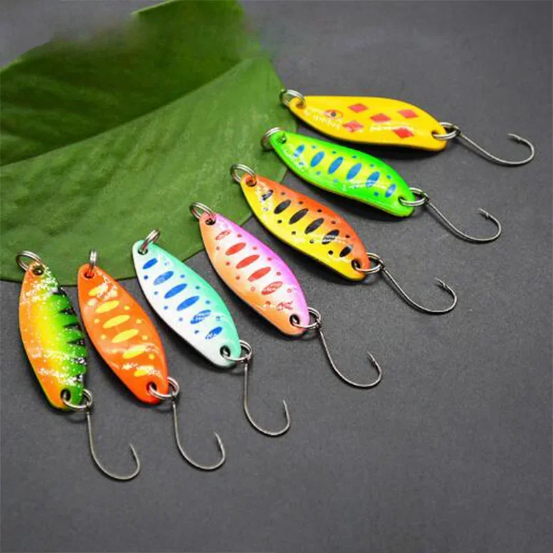 7 unids/lote 3,5g 3,4 cm aparejos de pesca cebo de pesca cuchara de Metal señuelo cebo para trucha cucharas de lubina cuchara giratoria de lentejuelas duras pequeñas - imagen 4