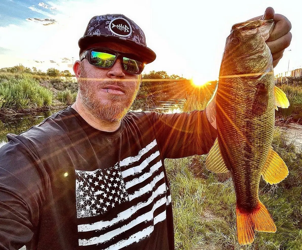 Bassdash Flat Brim Trucker Gorra Ajustable Malla trasera pesca caza - imagen 5