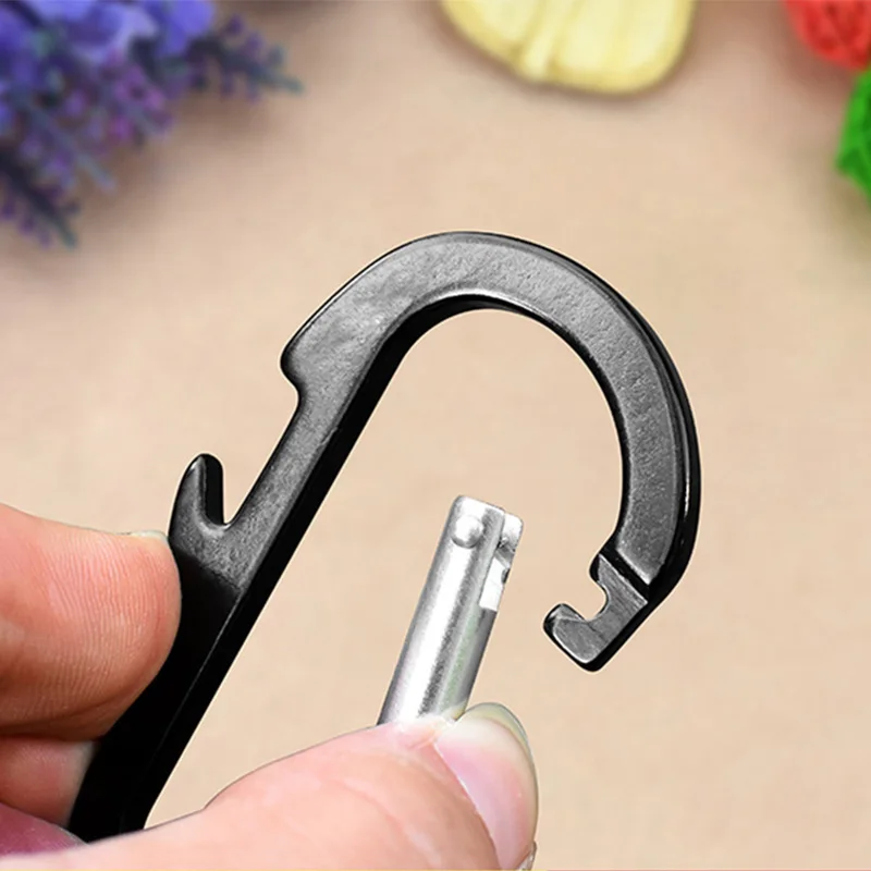 Mosquetón de aluminio con abrebotellas, hebilla de gancho de bloqueo automático para acampar al aire libre, senderismo, Clip de llavero multiherramienta - imagen 3