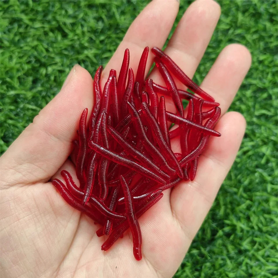 50/100 Uds señuelo suave lubina dorada gusano de sangre pesca lombriz de tierra gusanos rojos cebos olor a pescado aparejos realistas