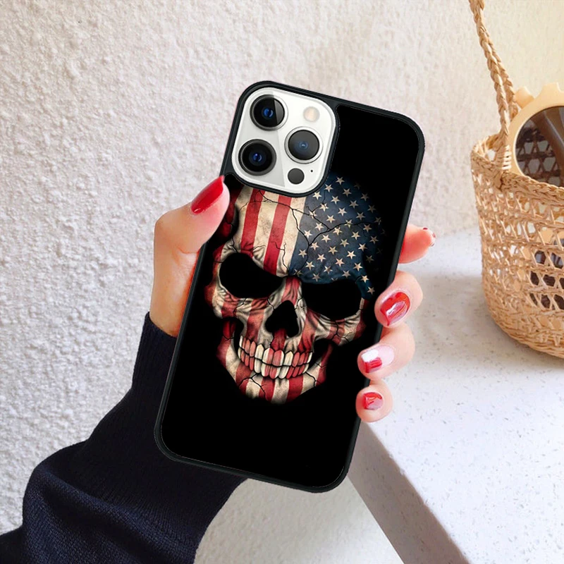 Funda colocada en un iPhone mostrando el ajuste preciso