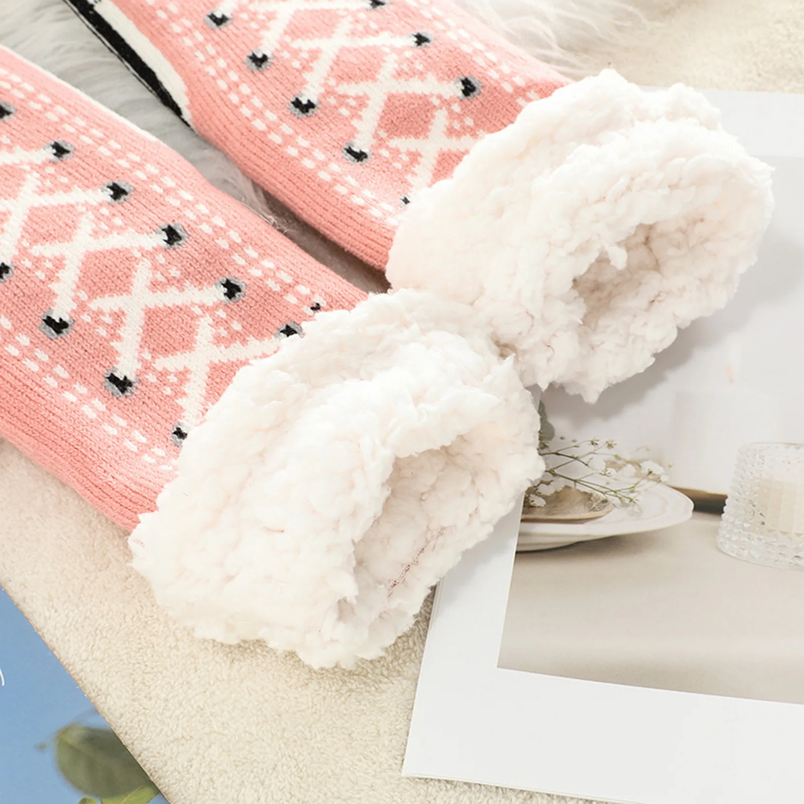 Calcetines de invierno para mujer, calcetines de Cachemira gruesos suaves y cómodos para ejercicio físico en interiores, baile, Yoga, 2 uds., calcetines para el suelo del hogar - imagen 5