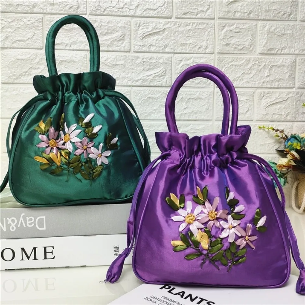 Bolso tipo cubo con estampado de flores bordadas para mujer, pequeño bolso con asa de calidad de estilo nacional, bolso para teléfono Dacron, bolso de mano para mujer, ocasiones informales