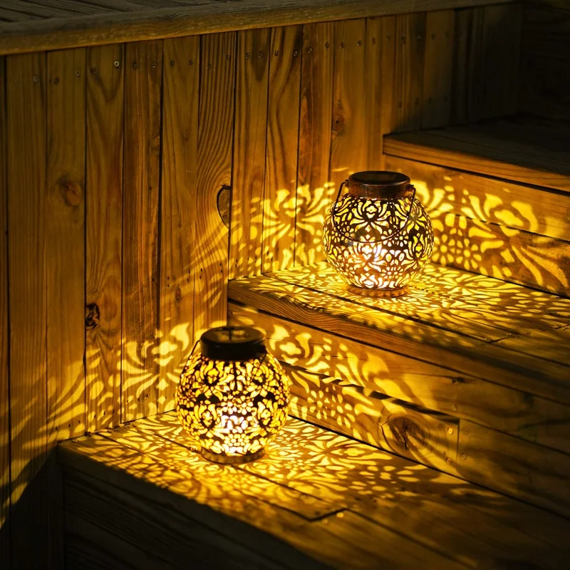 Lámpara Colgante Solar de Hierro Forjado – Luz Nocturna para Exteriores