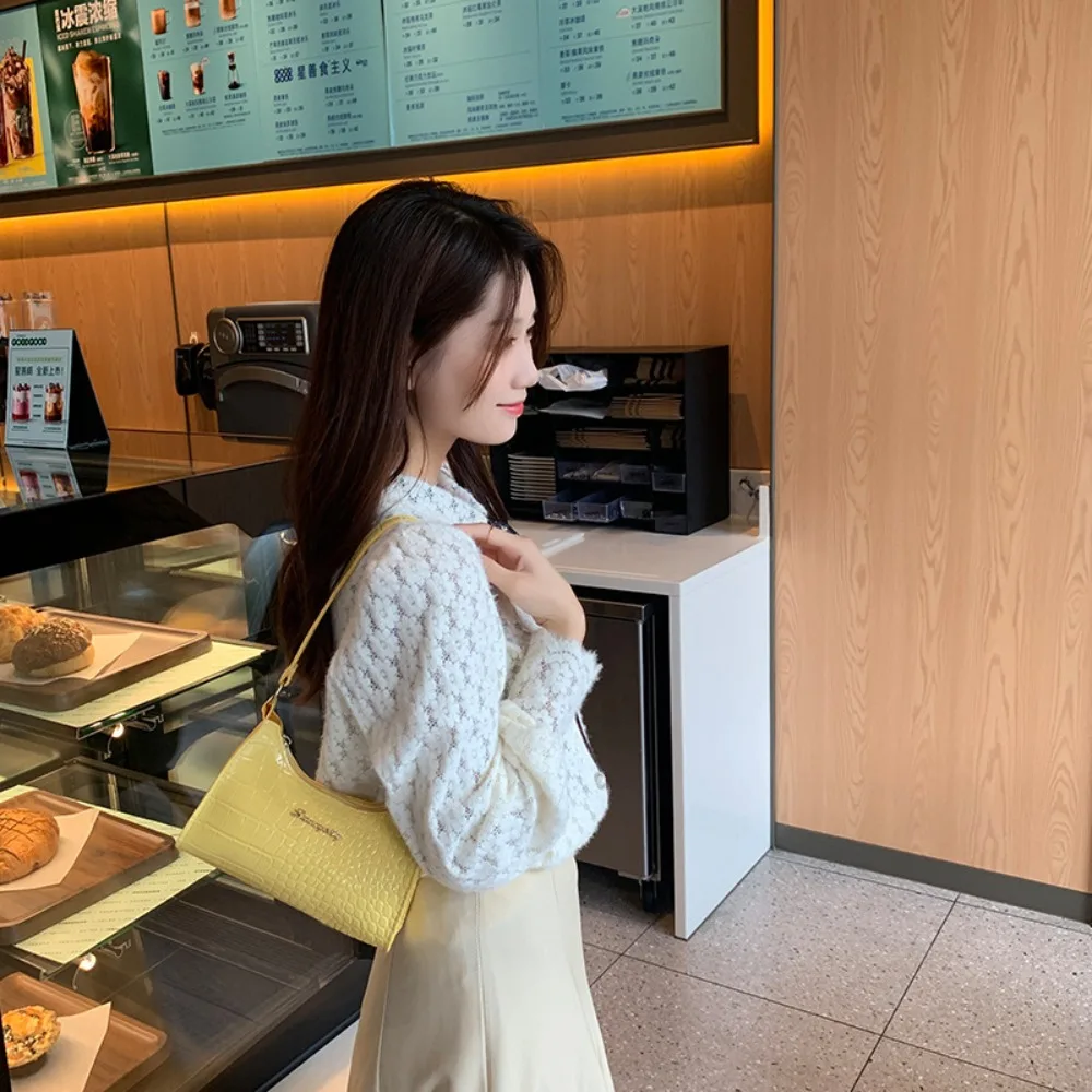 Nuevo Bolso de hombro de PU, bolsos simples informales para las axilas, bolso versátil de Color sólido