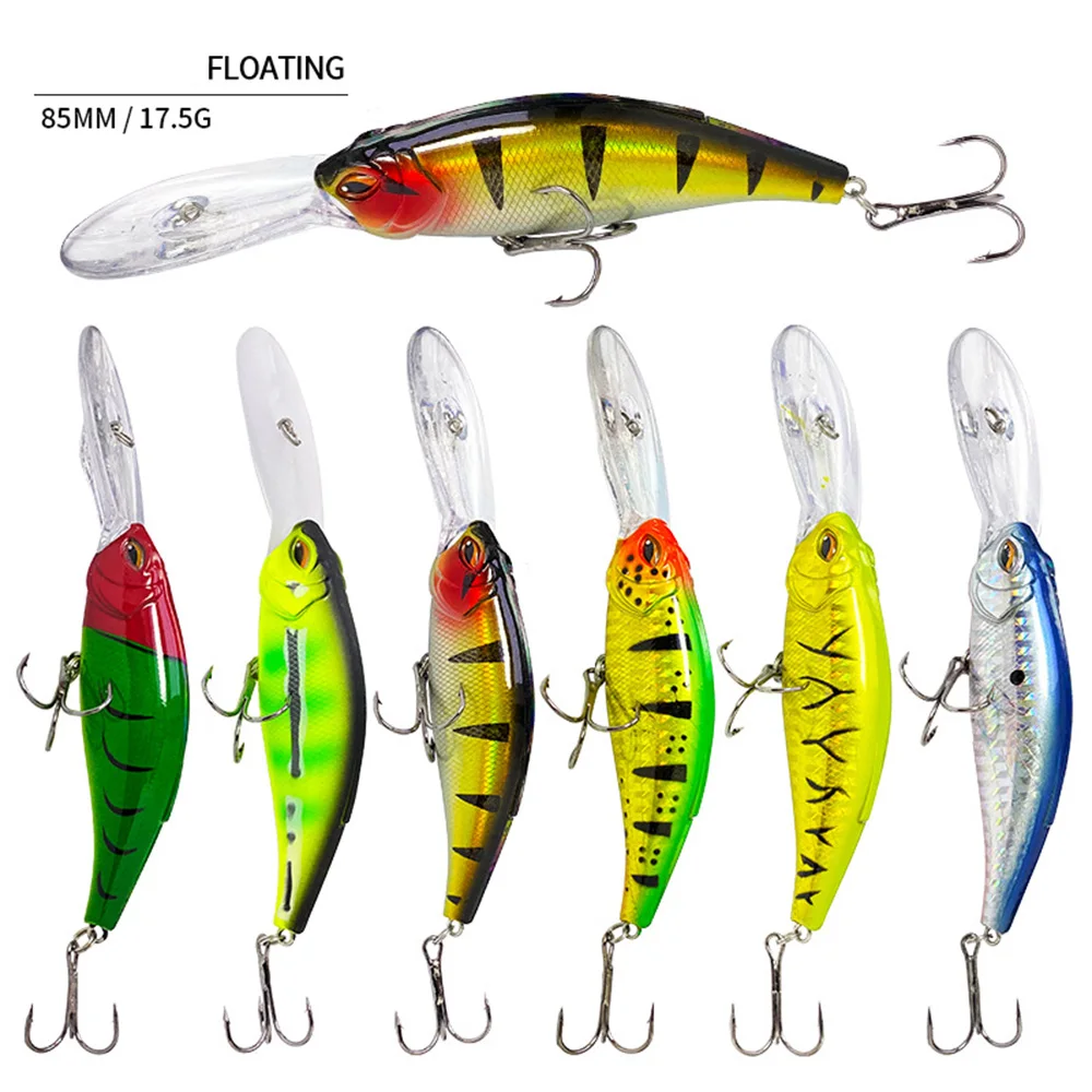 Diversos señuelos flotantes para atrapar peces grandes
