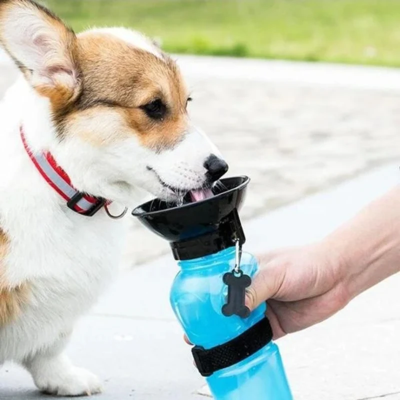 Botella de agua portátil para perros y gatos, 500ml, extrusión, taza de agua de viaje para perros grandes, tazón alimentador de agua potable para mascotas
