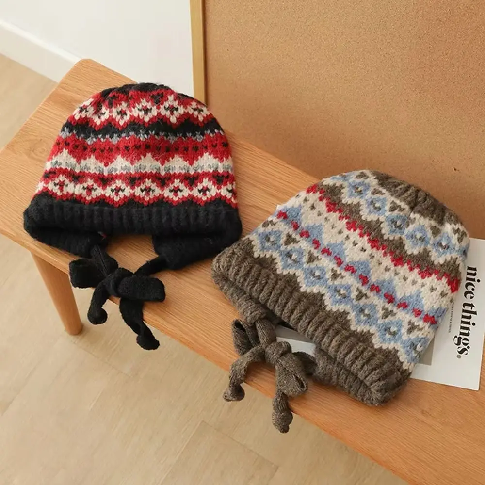 Gorro tejido Jacquard con correa a la moda, orejeras con protección para los oídos resistentes al viento, gorro de pila con cordones, gorro cálido para invierno - imagen 4