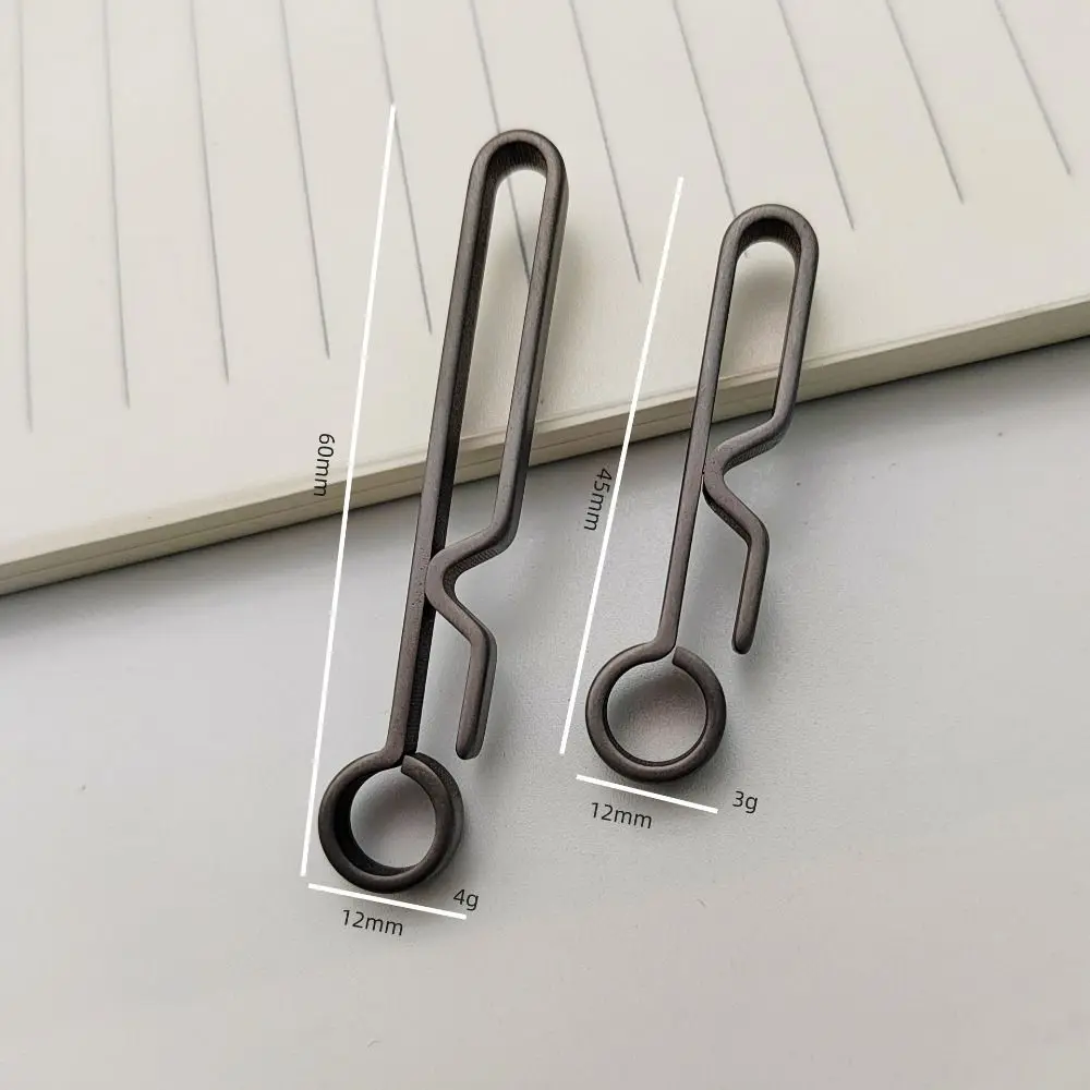 Llavero ligero de aleación de titanio, llavero con Clip para cinturón multifunción de extracción rápida para exteriores, hebillas de extremo de cinta gris - imagen 4