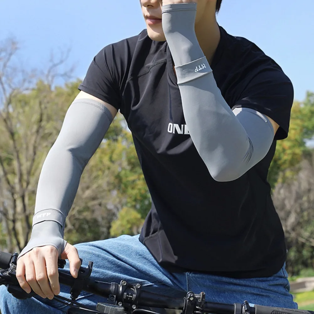 Protección de brazo transpirable, mangas largas de seda de hielo, cubiertas de brazo de protección solar holgadas a cuadros, guantes de ciclismo elásticos finos de verano