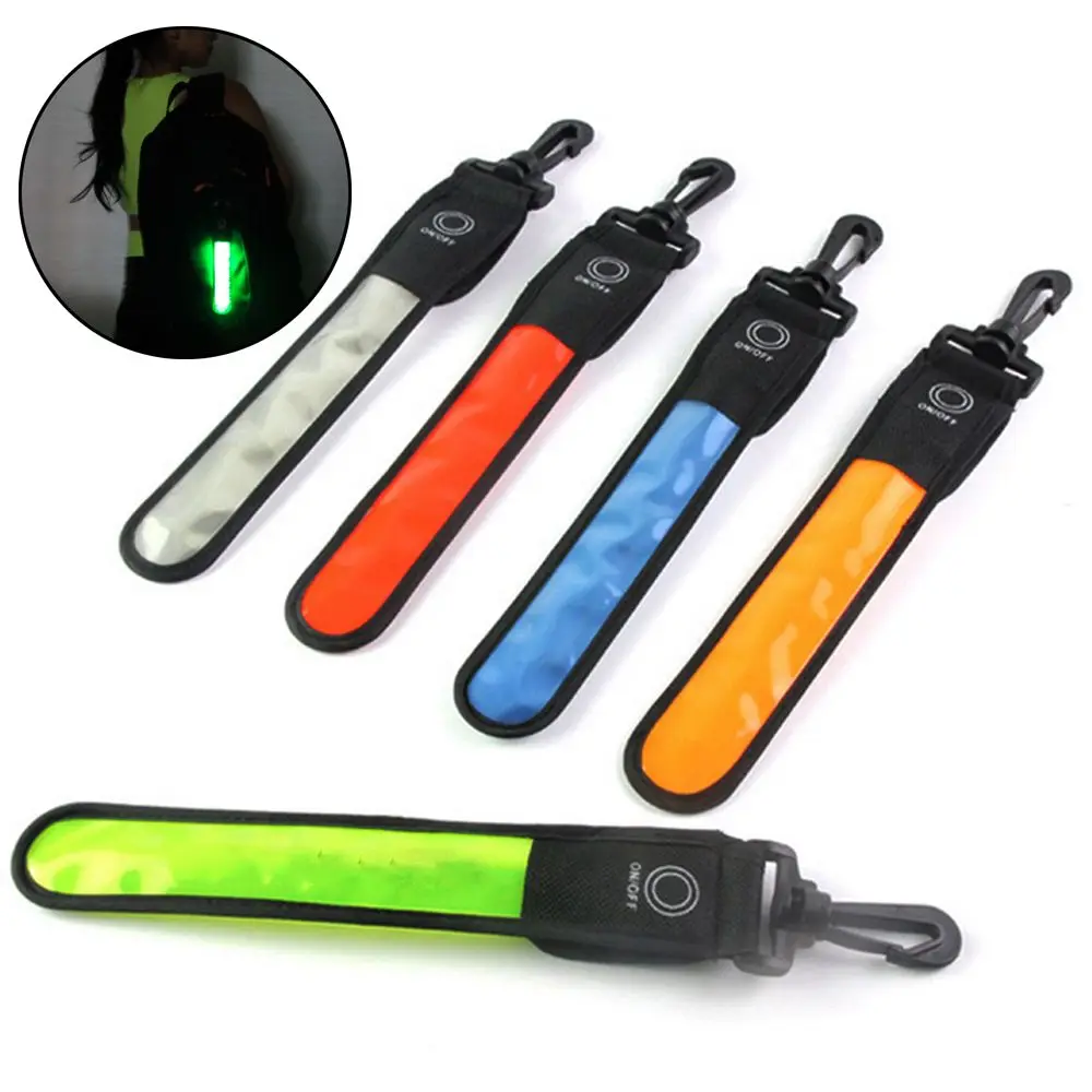 Soporte de muñeca para montar en bicicleta, brazalete luminoso con Flash, cinturón para el brazo, luz LED reflectante, luces colgantes para mochila - imagen 3