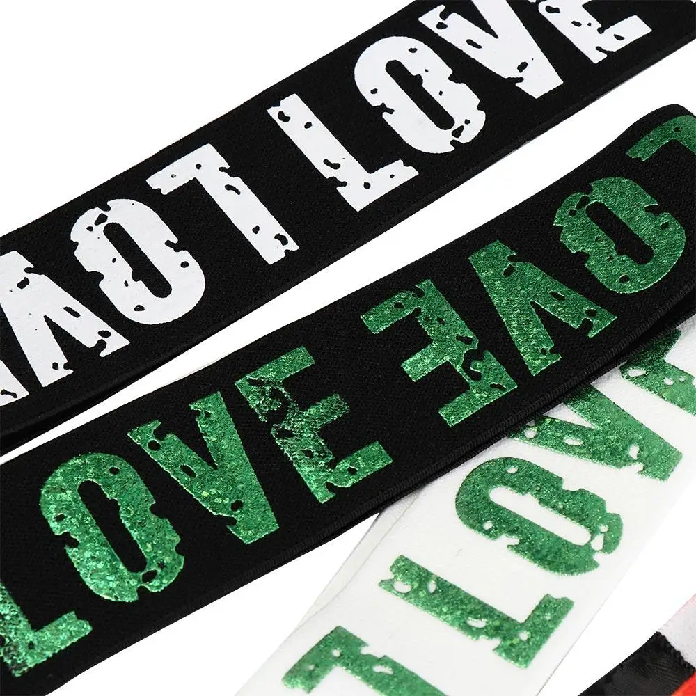 Difundir el amor y la positividad con un vibrante texto brillante