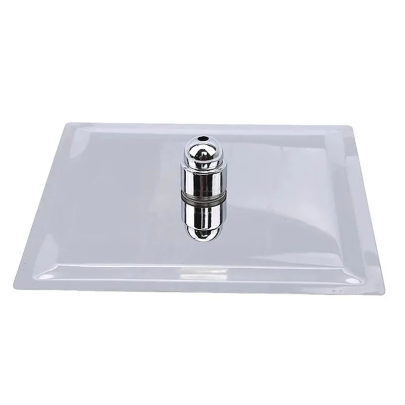 Un recipiente de plástico blanco con un grifo plateado